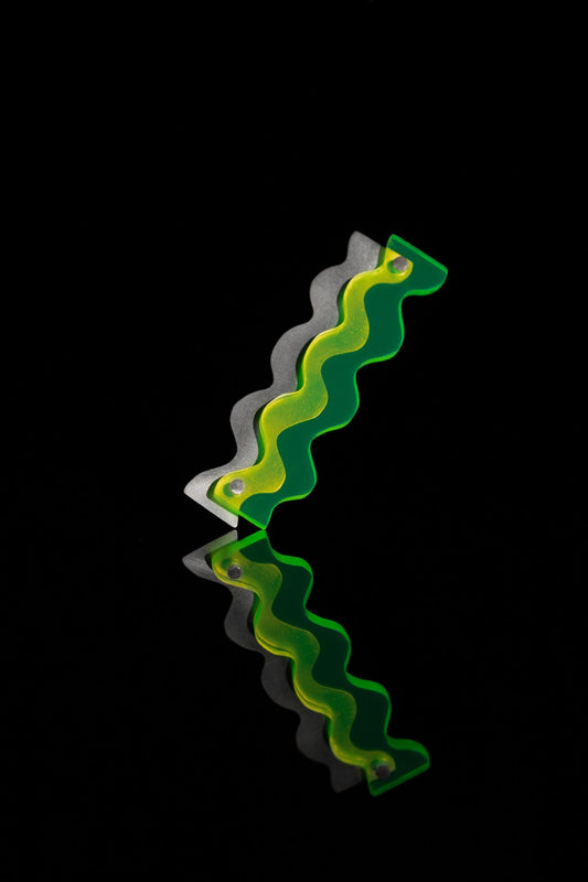 WAVY BROOCH