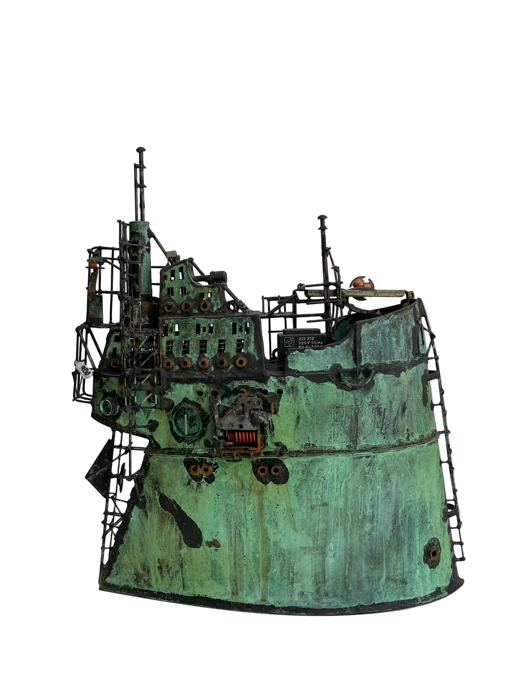 METALLIC BOAT WITH LIGHT