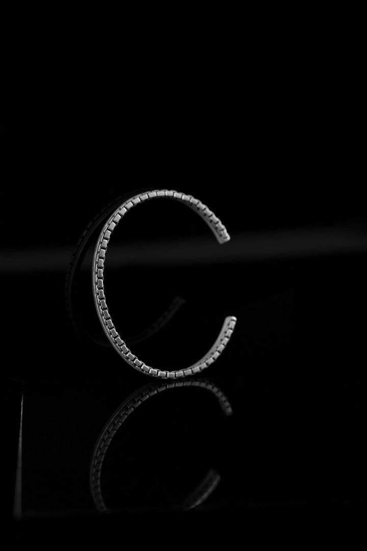 INDUSTRIAL CUFF MATTE