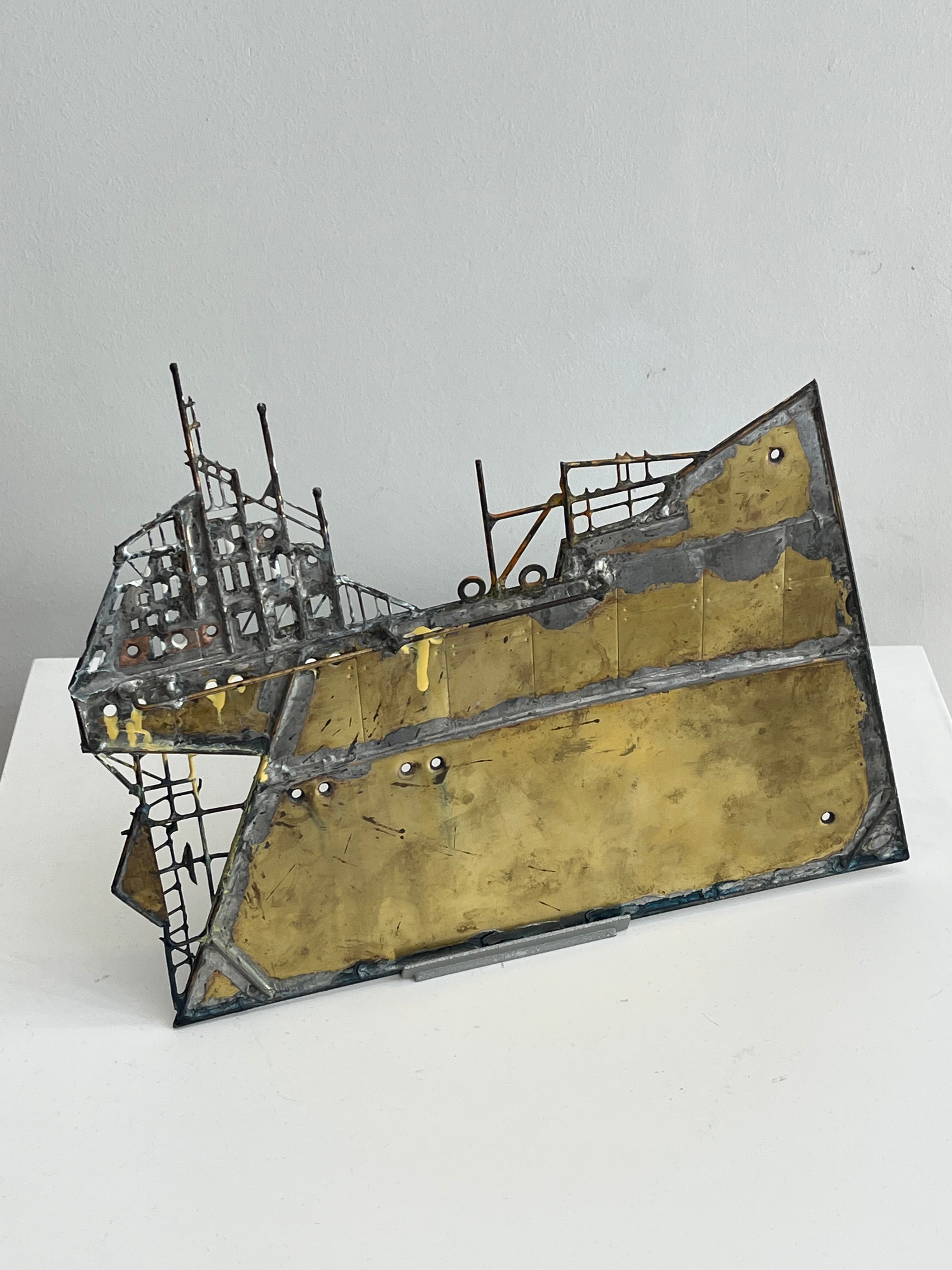 METALLIC BOAT