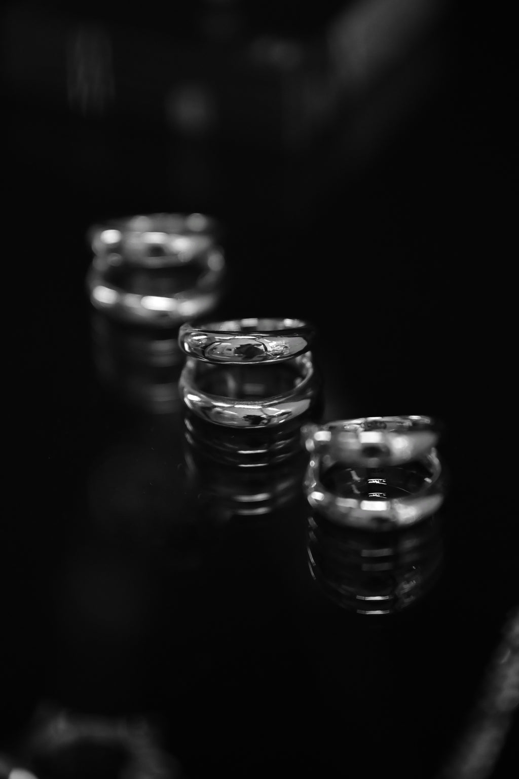 BOLD DOUBLE RING