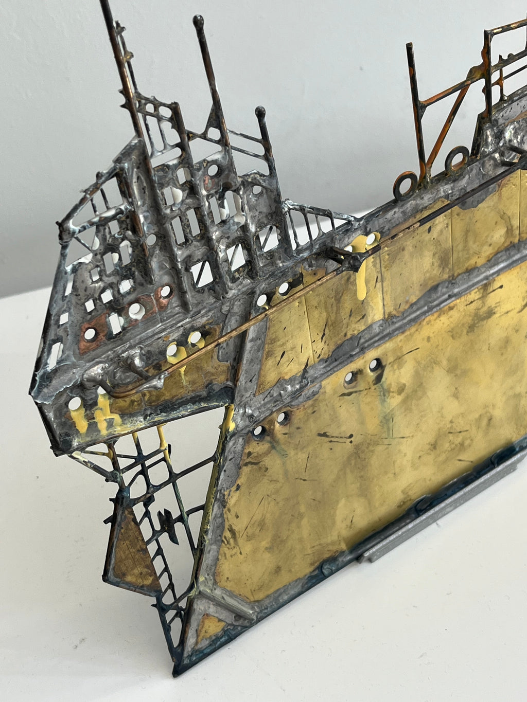 METALLIC BOAT