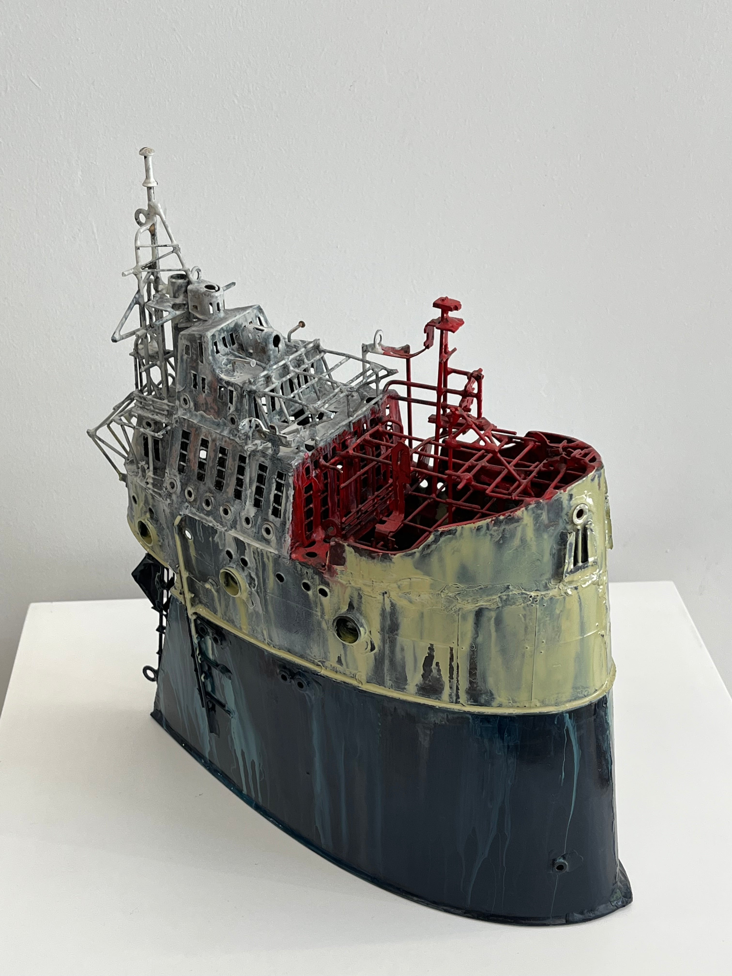 METALLIC BOAT