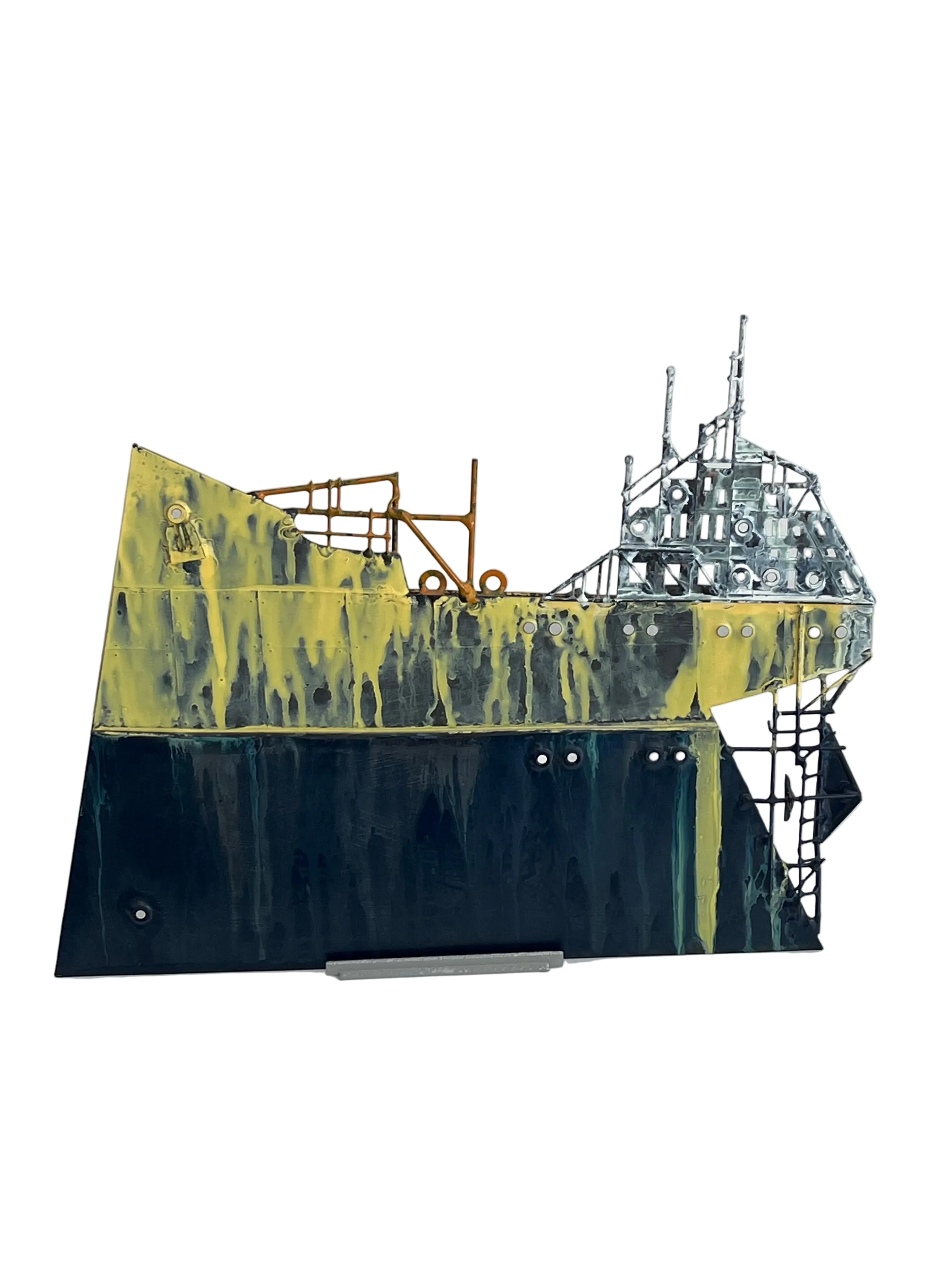 METALLIC BOAT