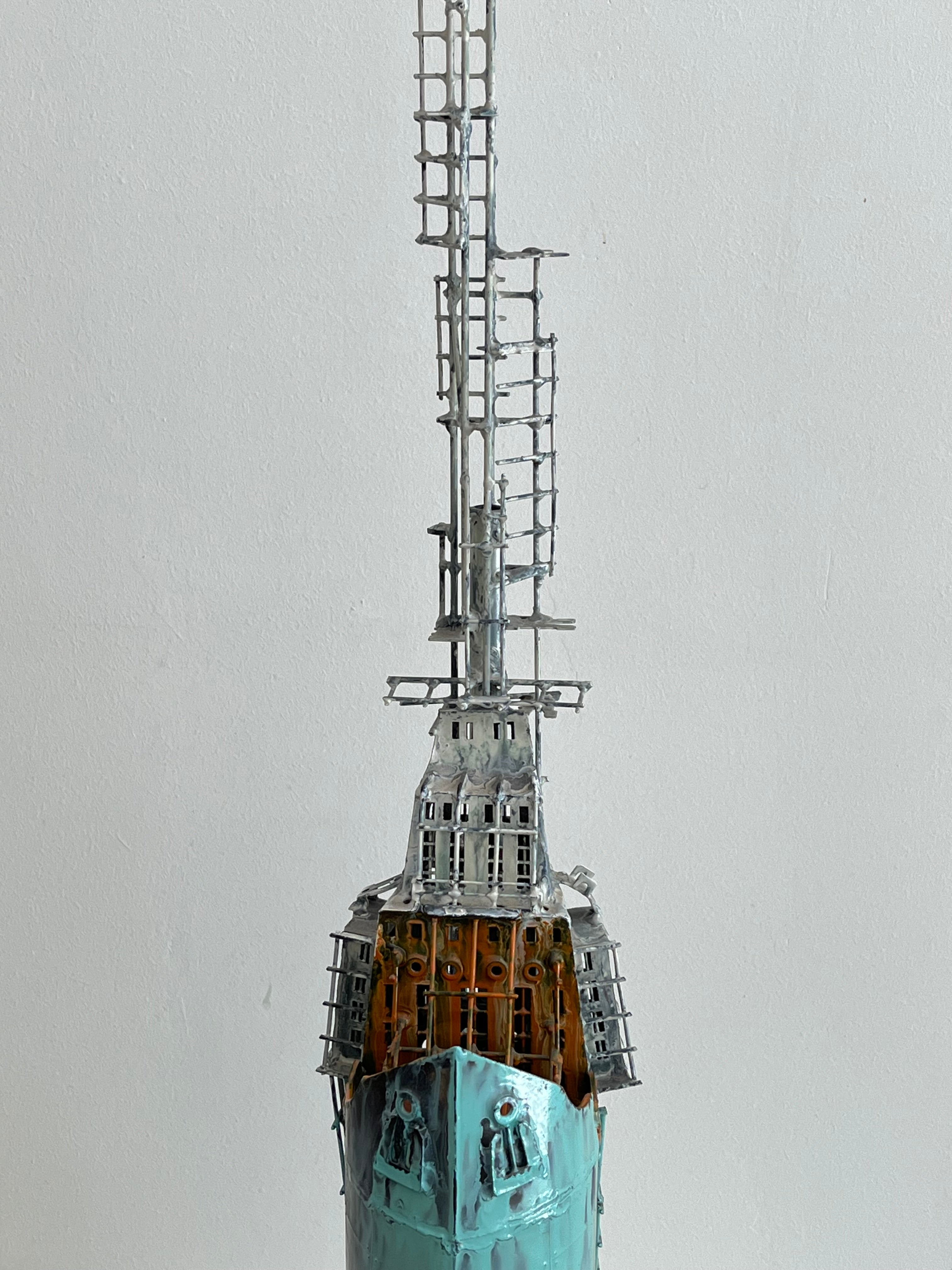 METALLIC BOAT