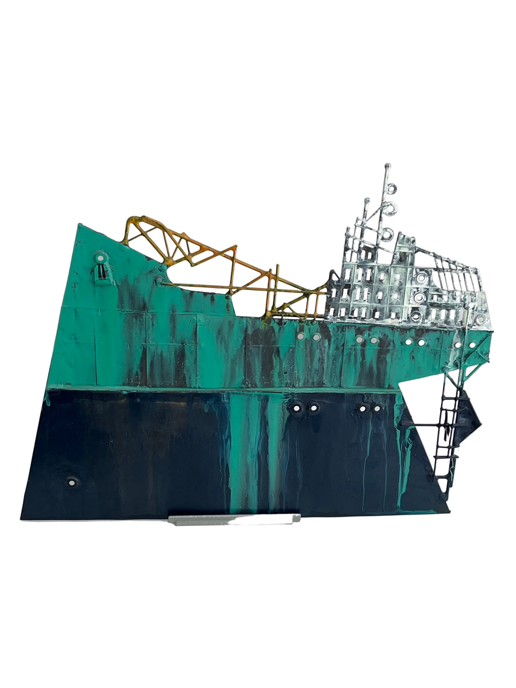METALLIC BOAT
