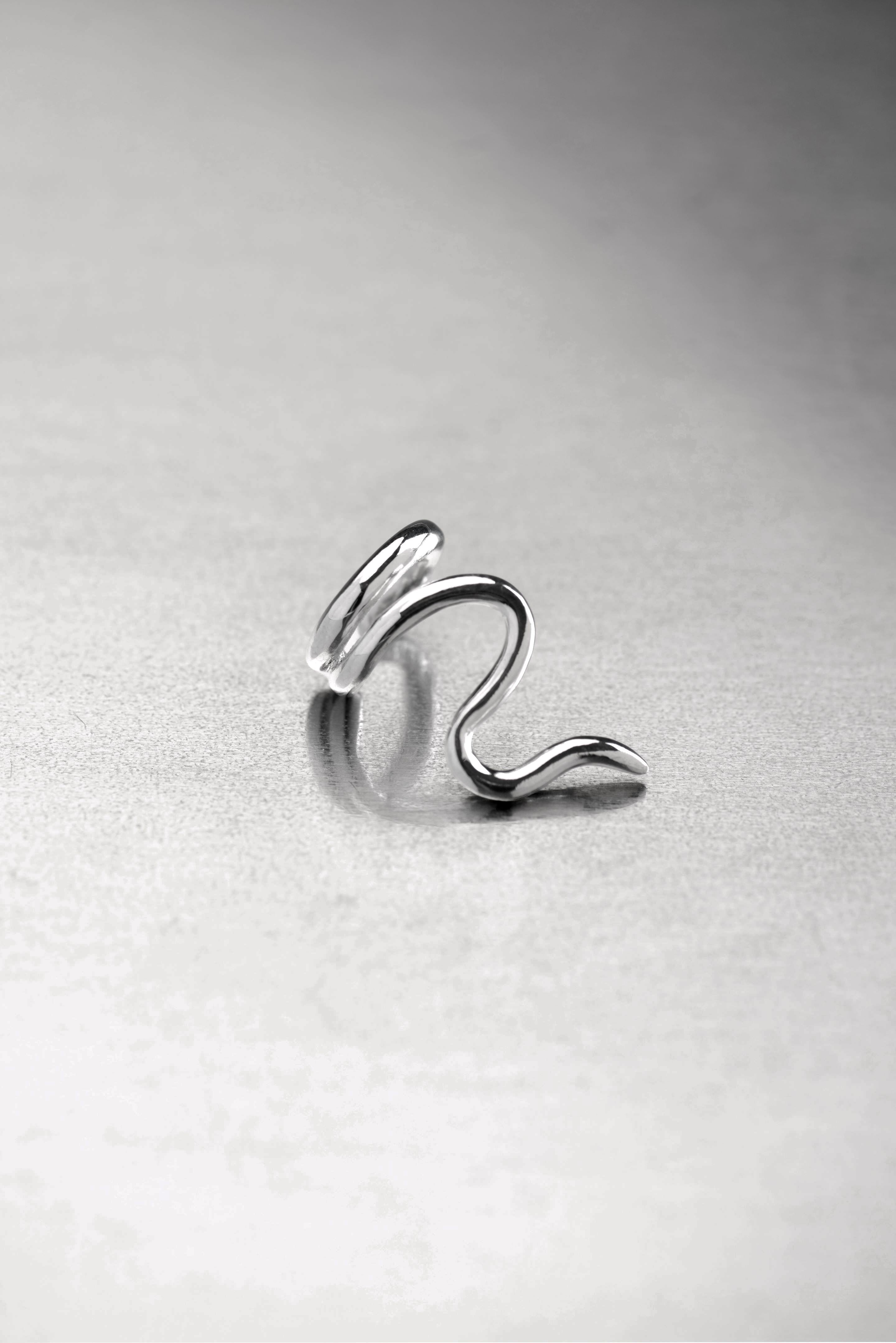 SNAKE EAR CUFF