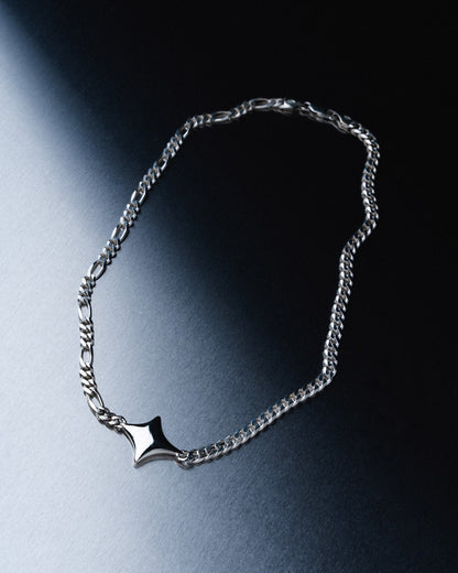 STAR NECKLACE_1