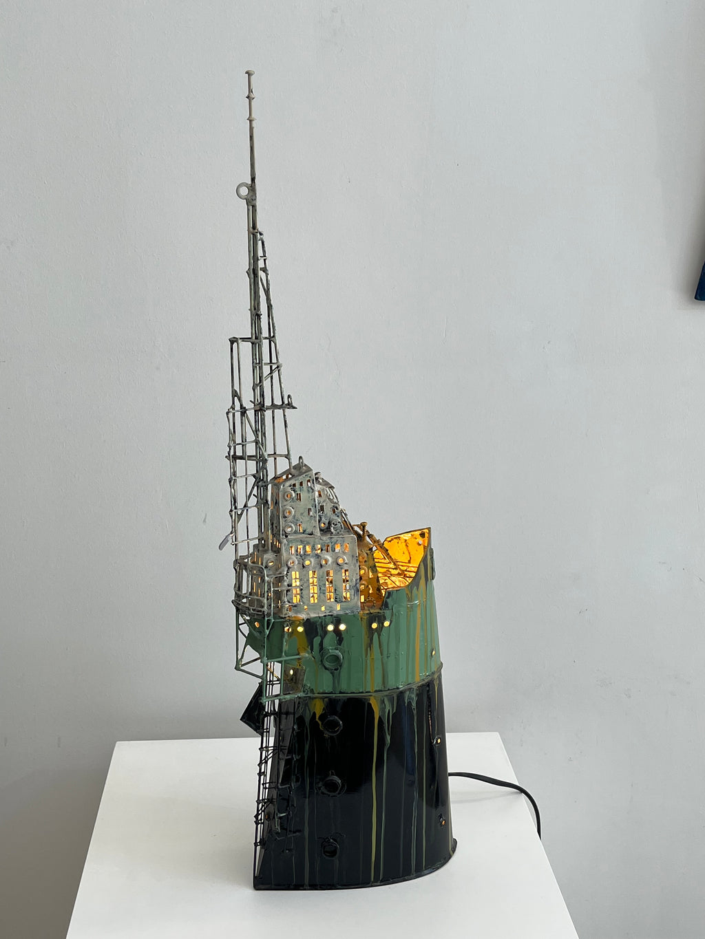METALLIC BOAT
