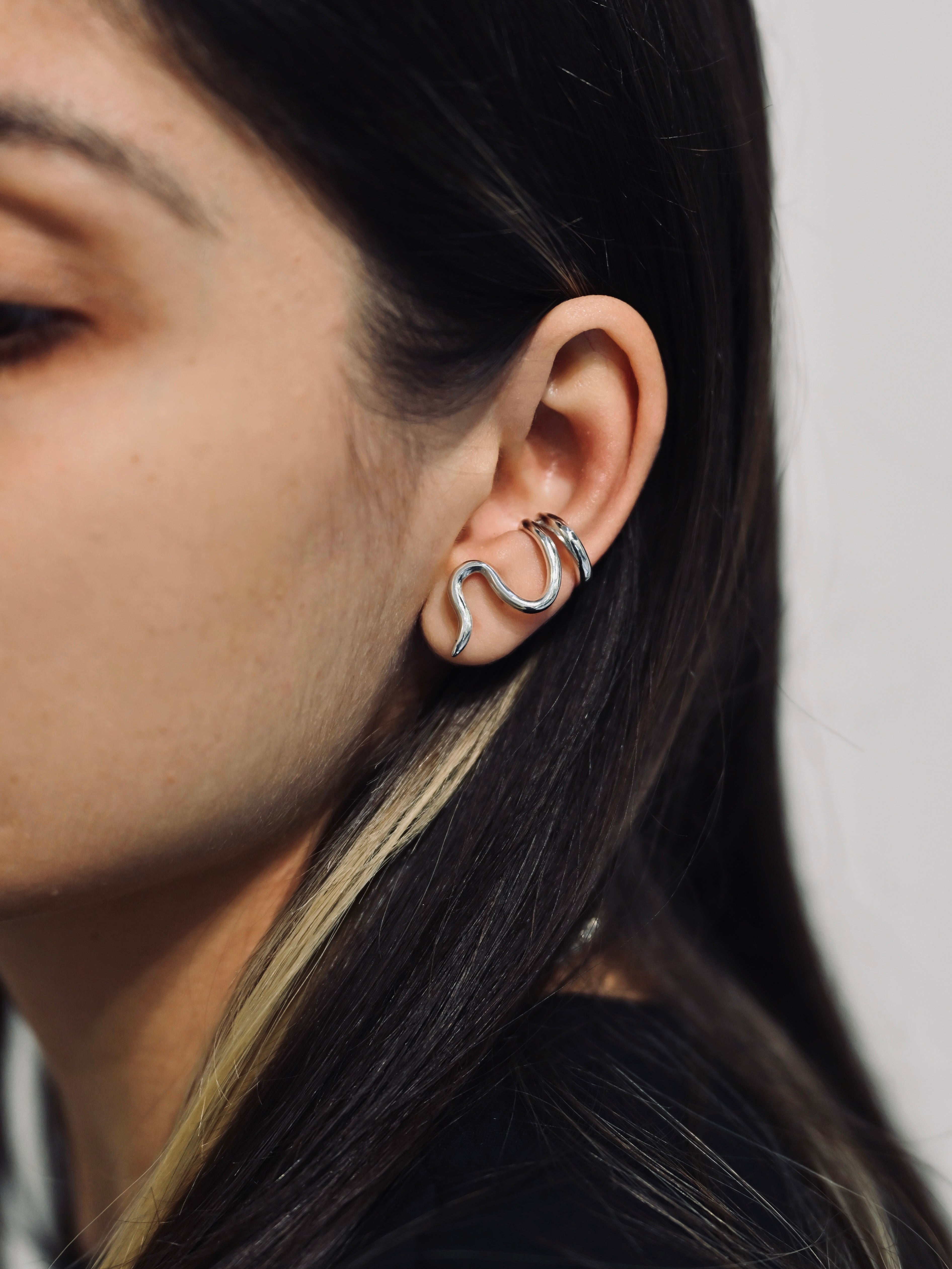 SNAKE EAR CUFF