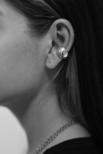 BUBBLE EAR CUFF