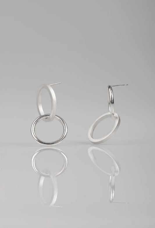 LOOP DOUBLE EARRINGS