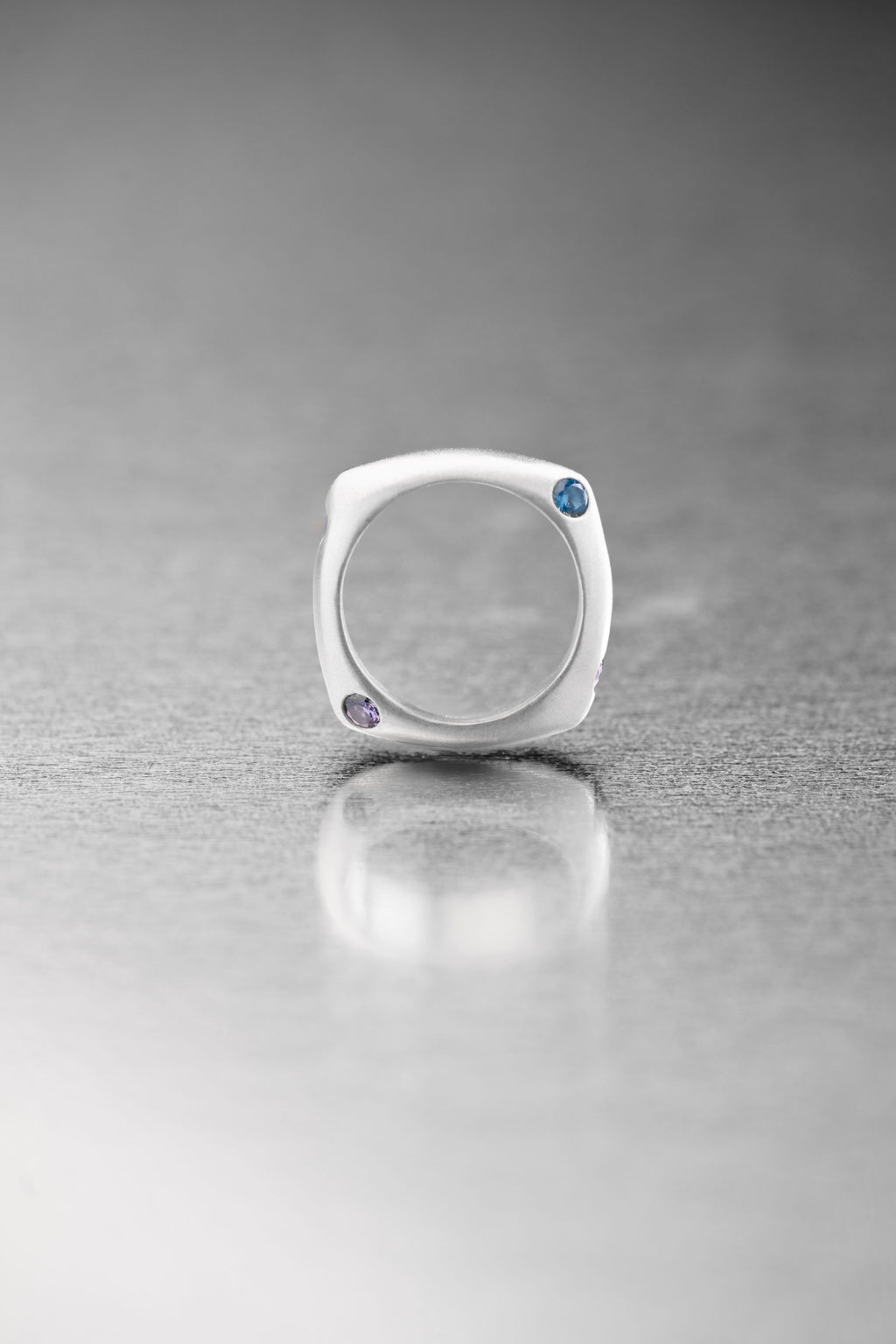 CANDY PILLOW RING