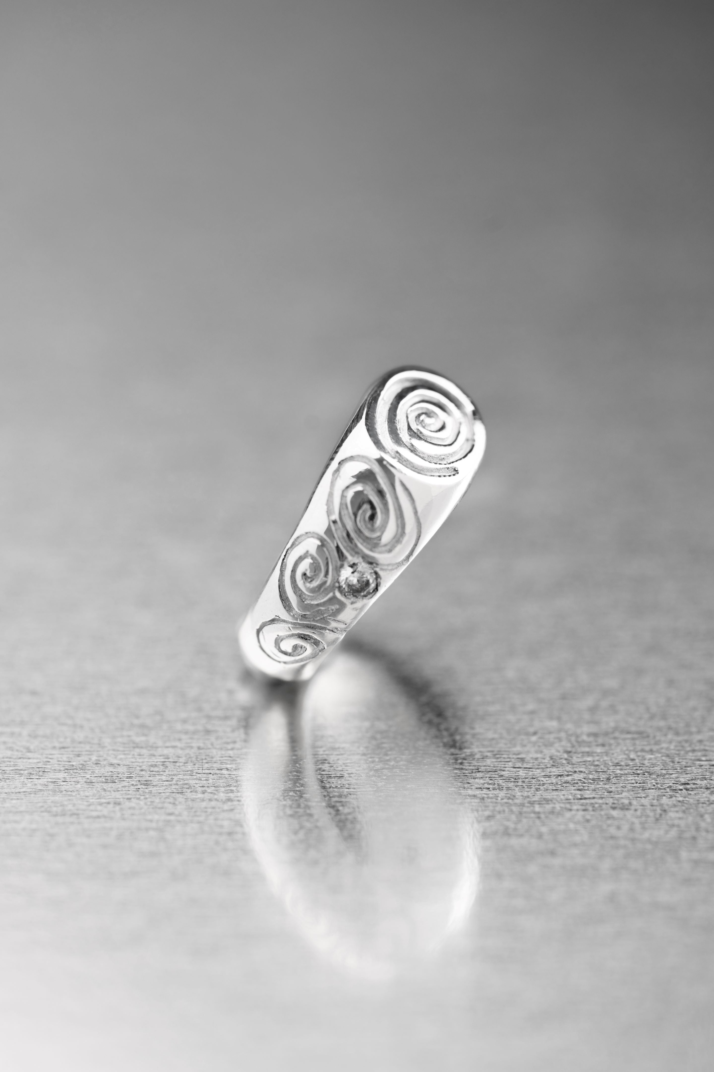 SPIRAL RING