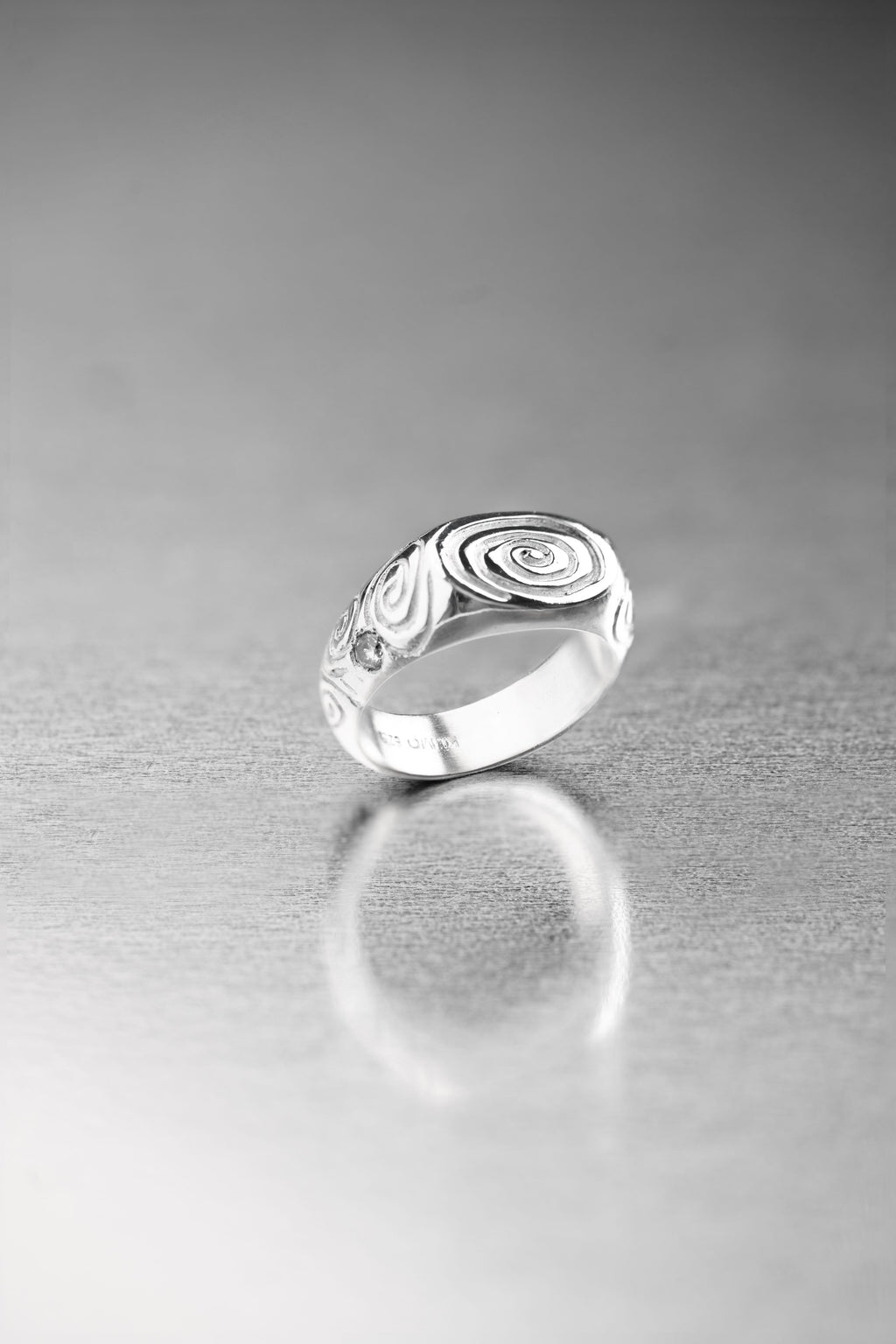 SPIRAL RING