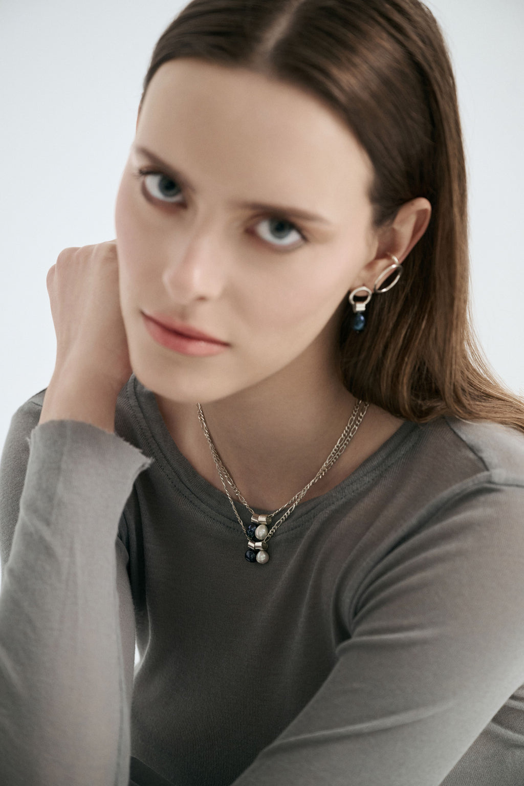 DOUBLE PEARL NECKLACE